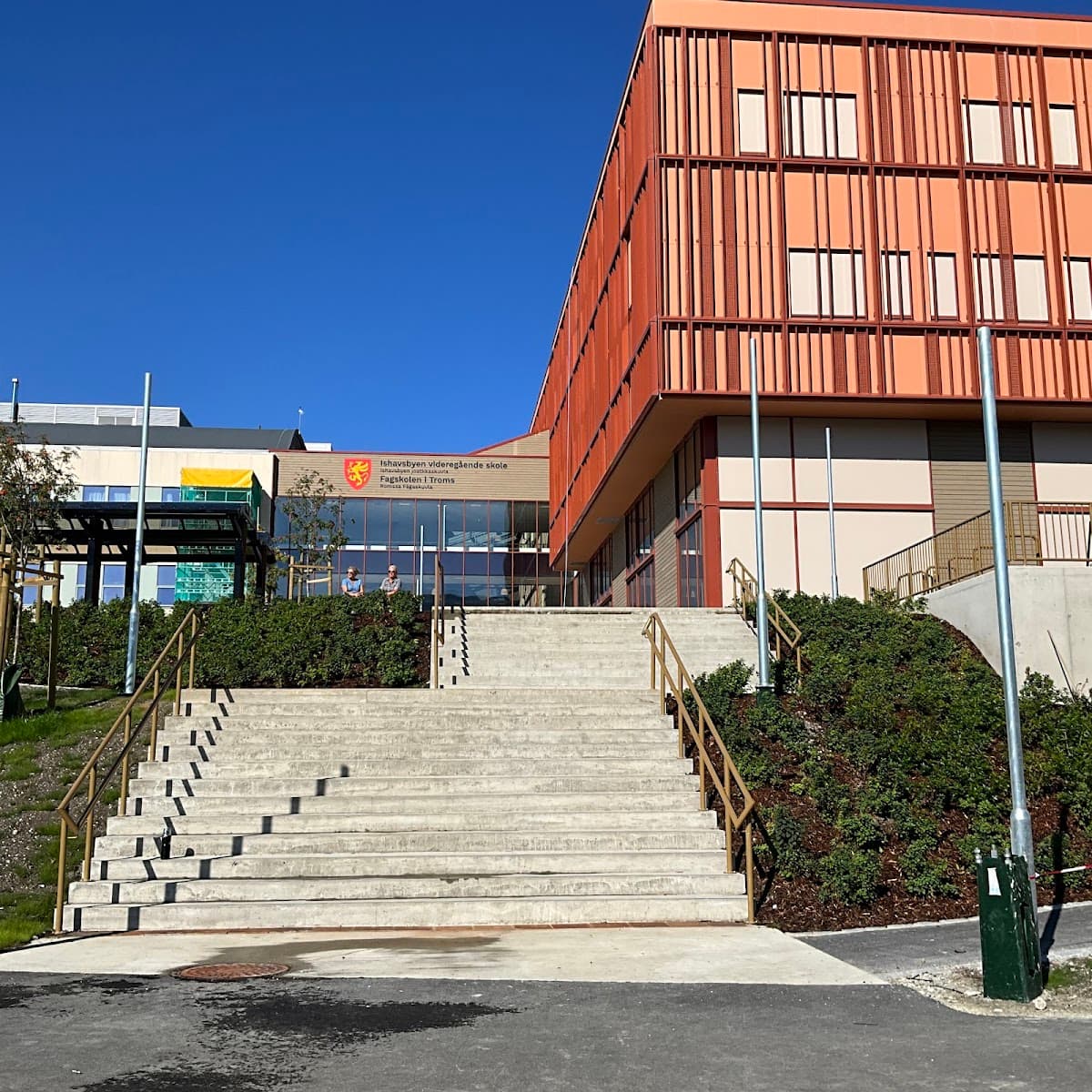 Foto av Ishavsbyen videregående skole