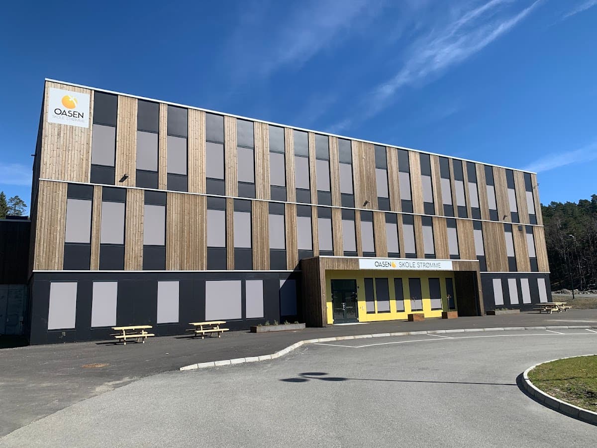 Foto av Oasen skole Strømme AS videregående skole