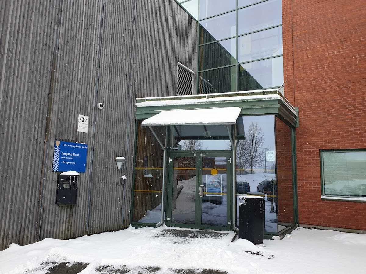 Foto av Tiller videregående skole