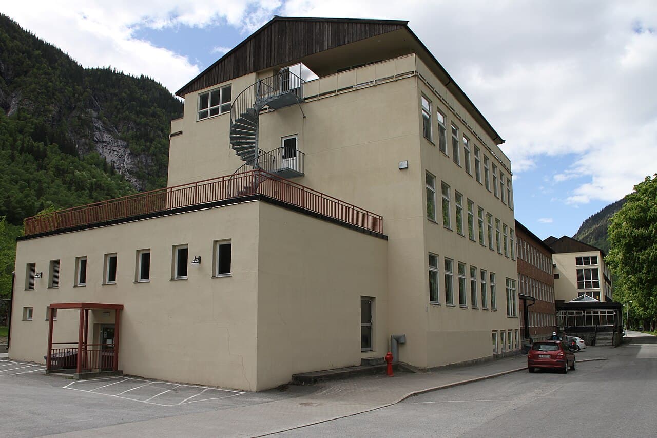 Foto av Rjukan videregående skole