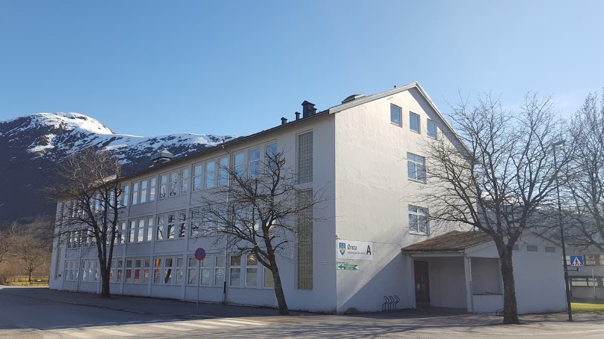 Foto av Ørsta vidaregåande skule