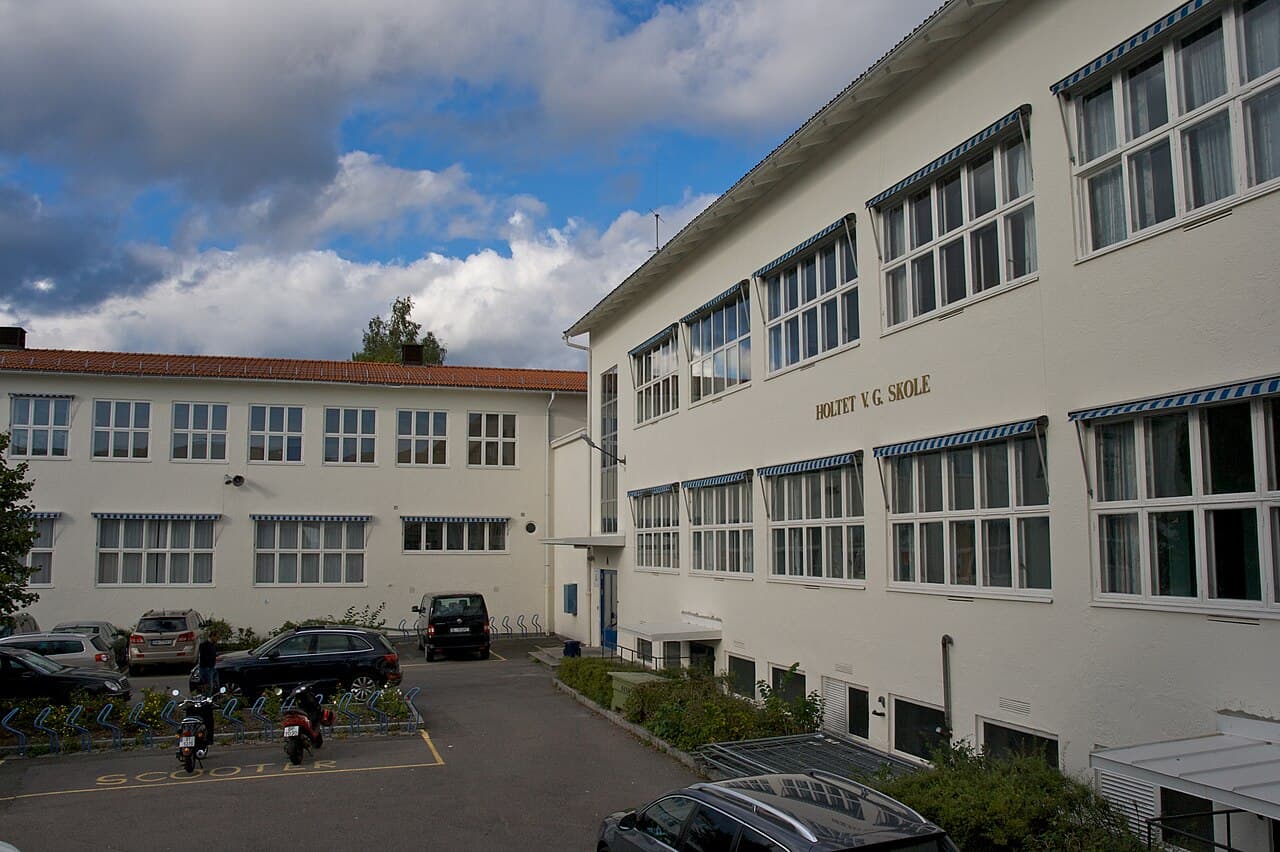 Foto av Holtet videregående skole