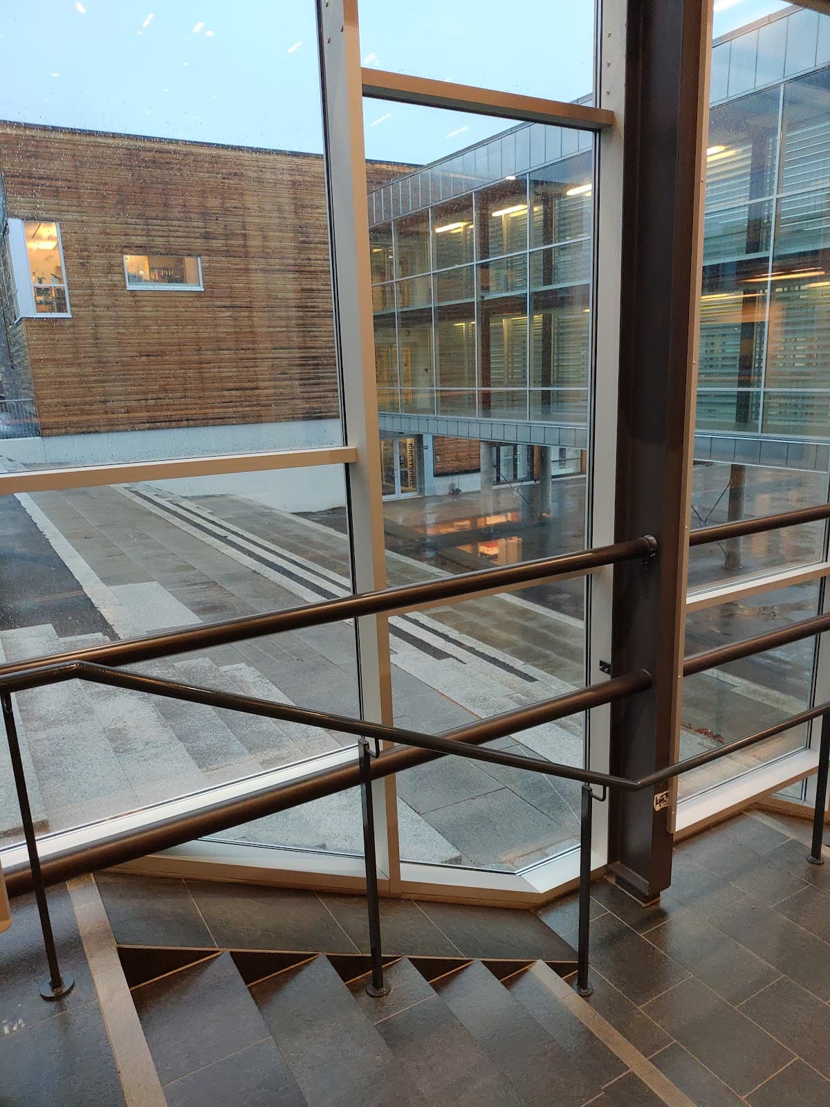 Foto av Hamar katedralskole