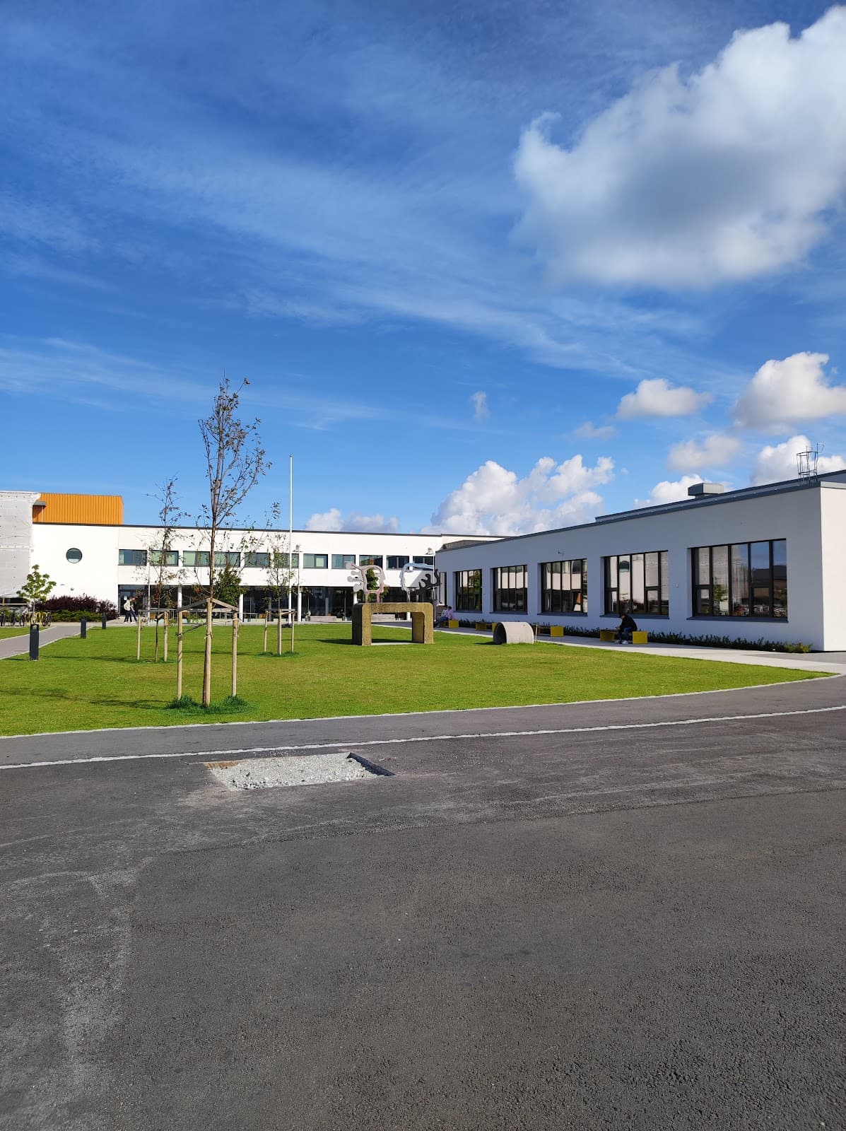 Foto av Åkrehamn vidaregåande skole