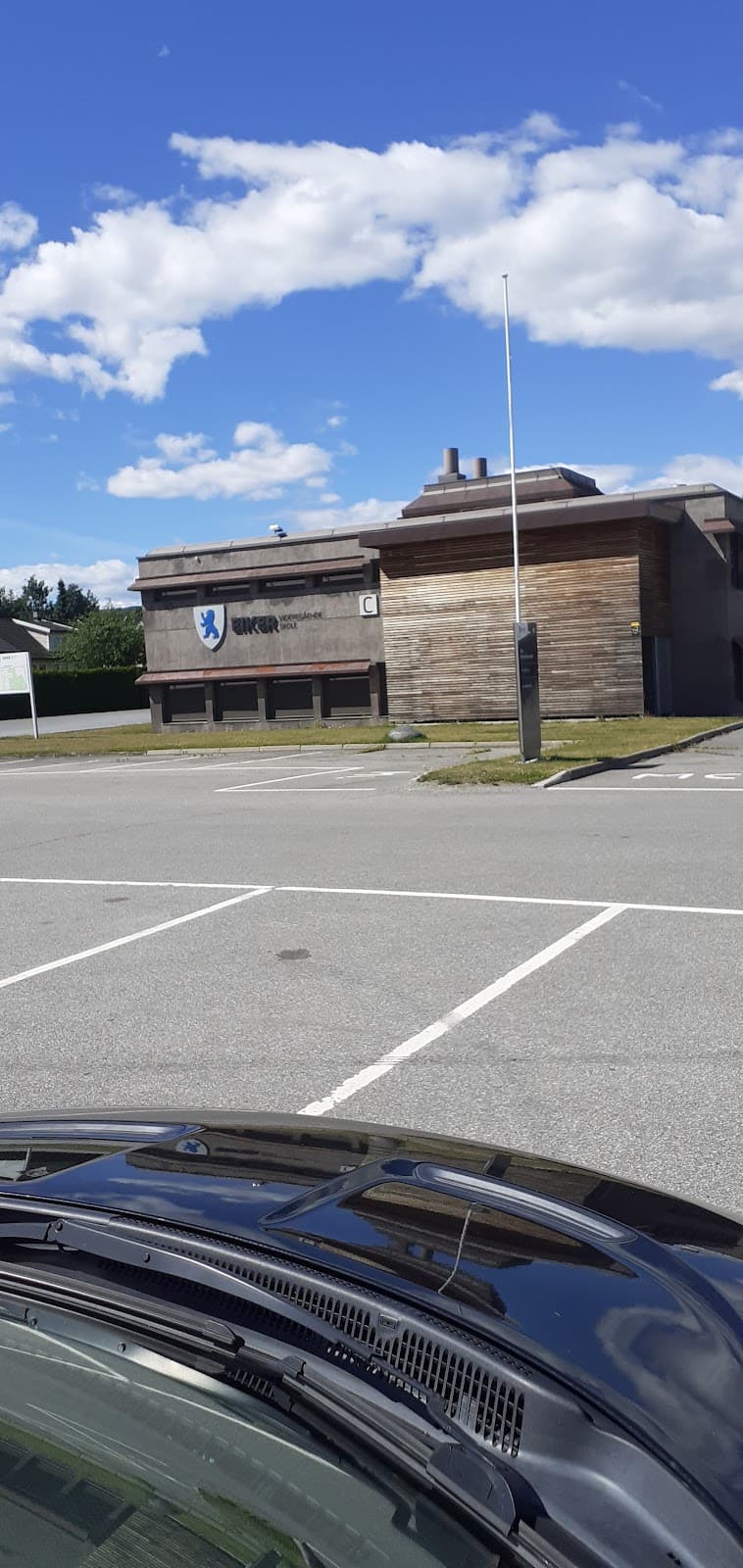 Foto av Eiker videregående skole